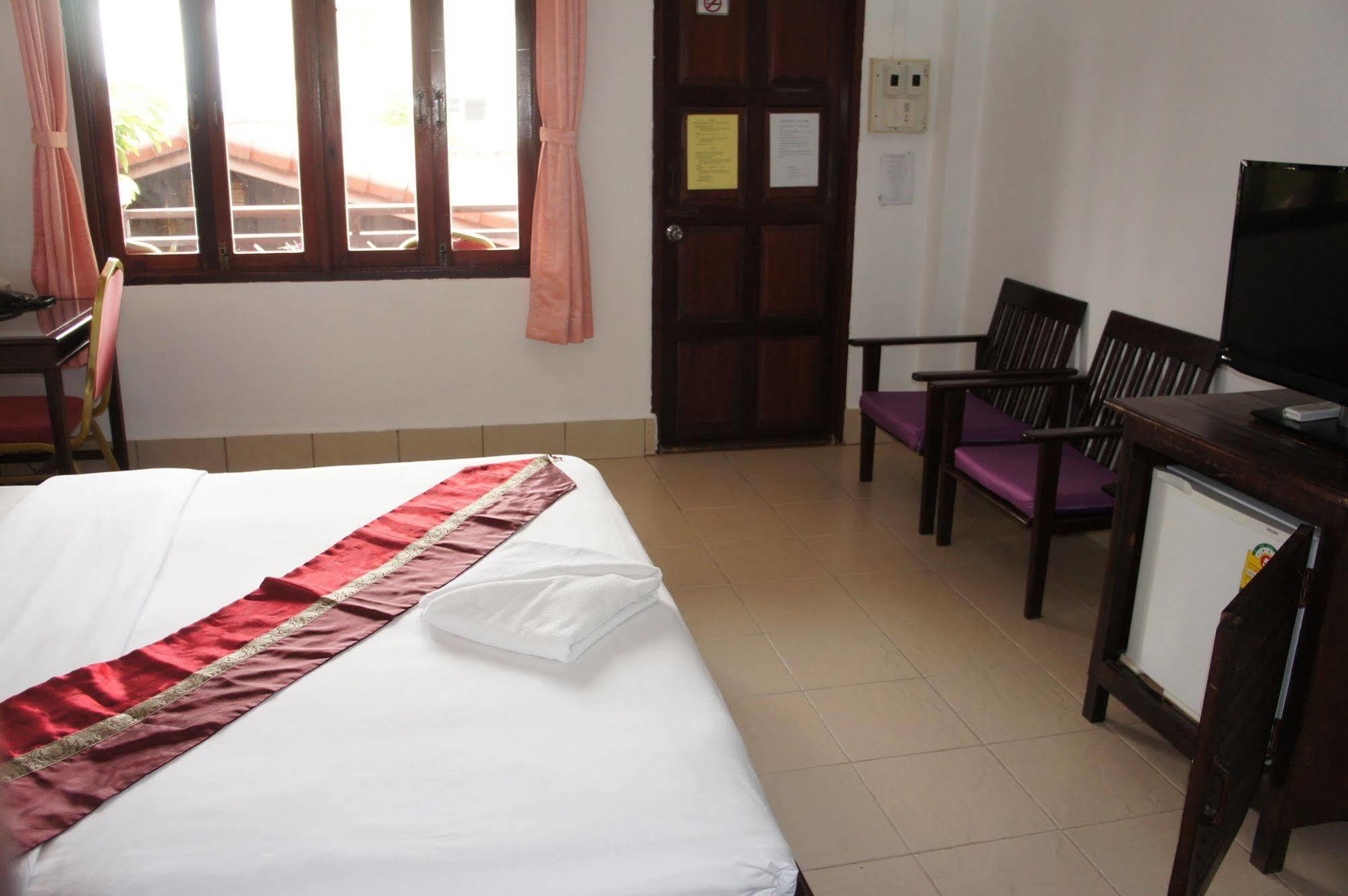 Suksavanh River 2 Hotel Ban Nongdouang المظهر الخارجي الصورة